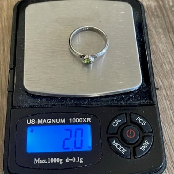 Dainty Peridot Stackable Ring Sterling Precious Stone Ring Size 5.75 - Picture 7 of 10
